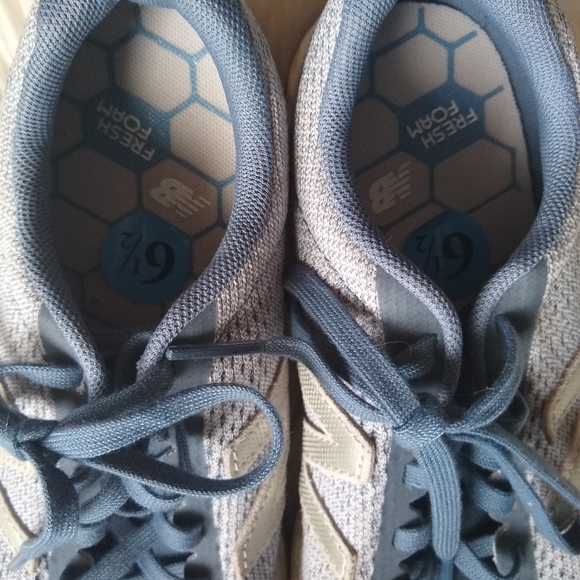 New Balance running shoes - Picture 4 of 6